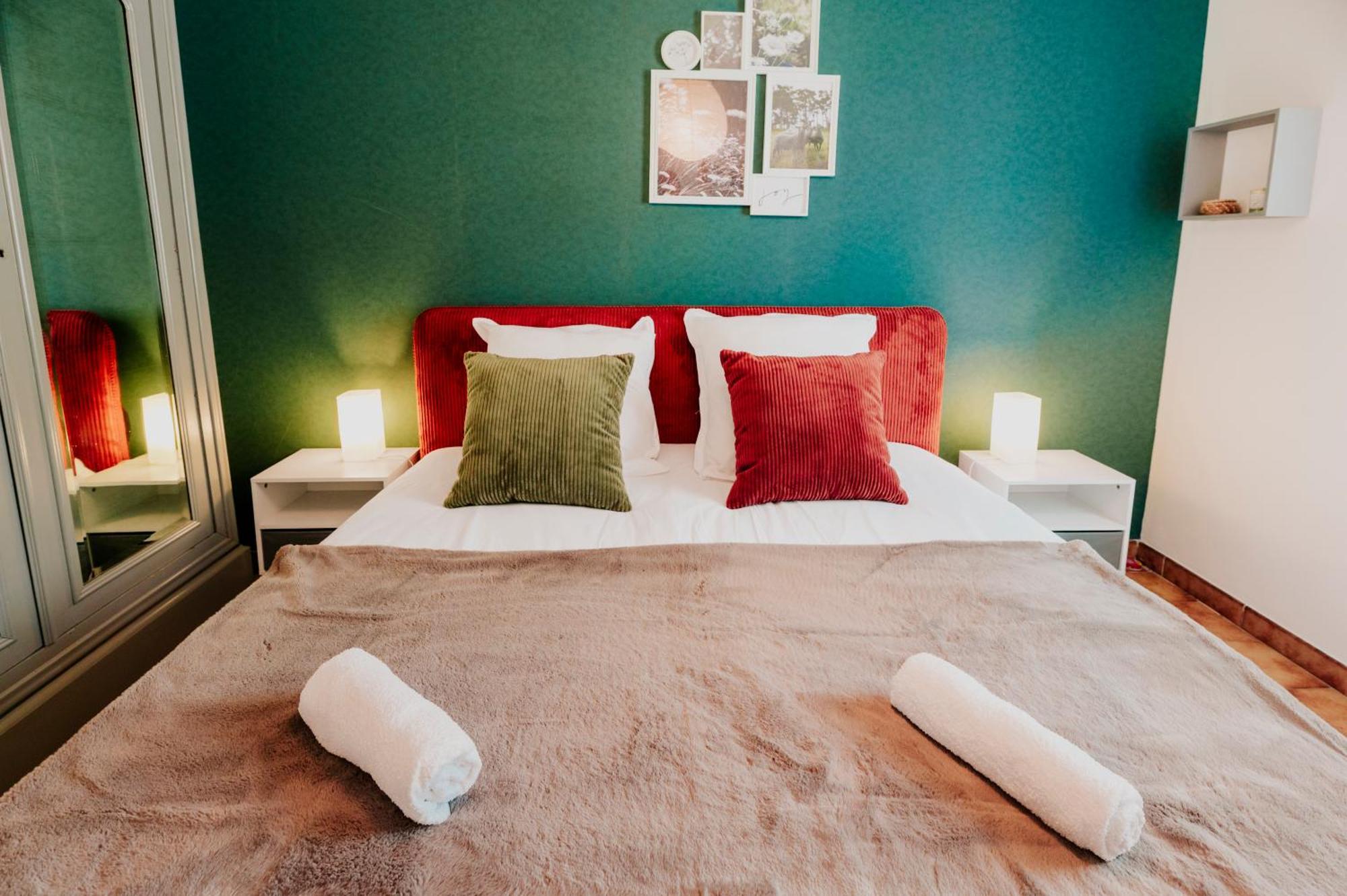 Netflix - Lit Queen Size - Terrasse Plein Sud - Climatisation - 2'Centre-Ville - 6'Mer - Parking Prive - 56M2 - L'Olivine - Offre Speciale Ла Лонд-ле-Мор Екстериор снимка